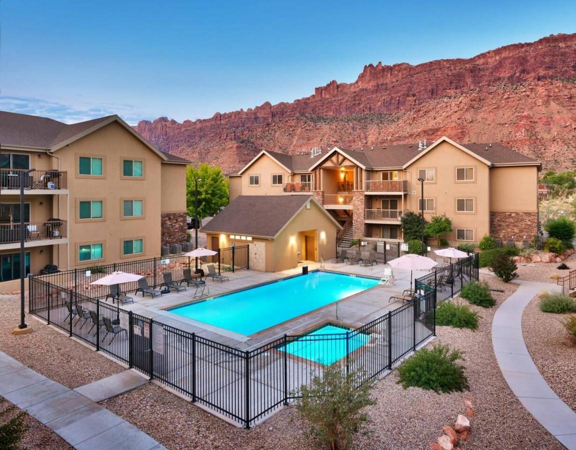 2I Top Floor Moab Redcliff Condo, Pool & Hot Tub Exteriör bild